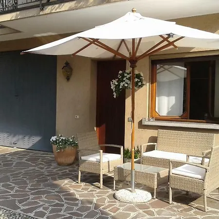 Shabby House Donatella Apartamento Carenno