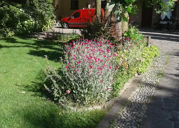 Shabby House Donatella Апартаменты Каренно