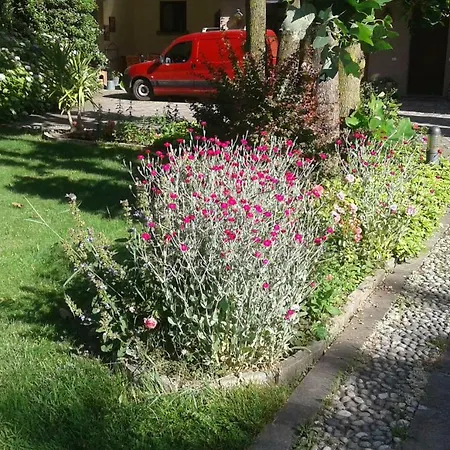 Shabby House Donatella Apartment Carenno