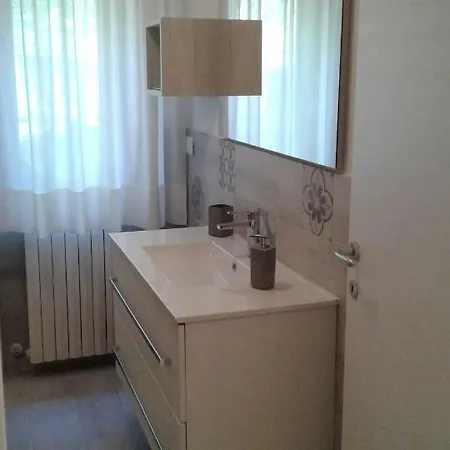 Апартаменты Shabby House Donatella Каренно